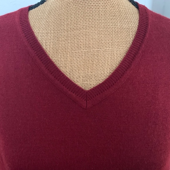 Burgundy Merino Blend Pullover Sweater Large - Picture 4 of 8